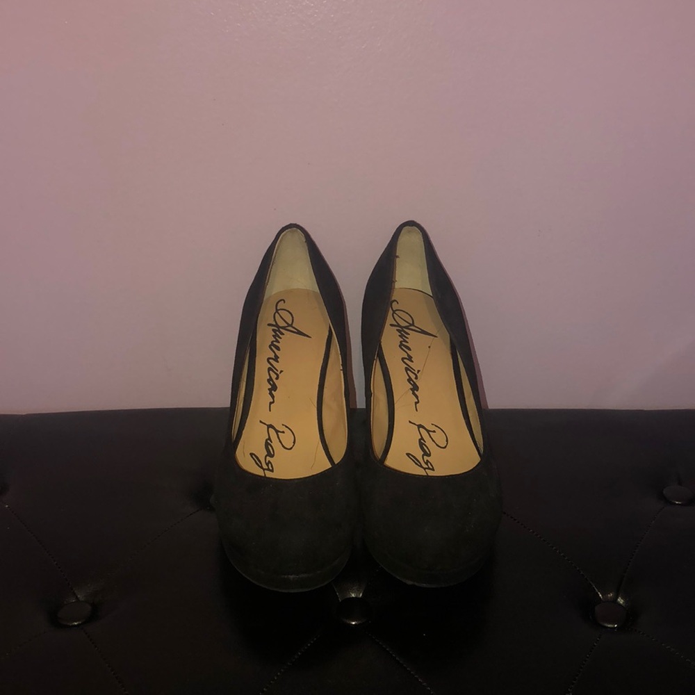 American rag shoes worn once